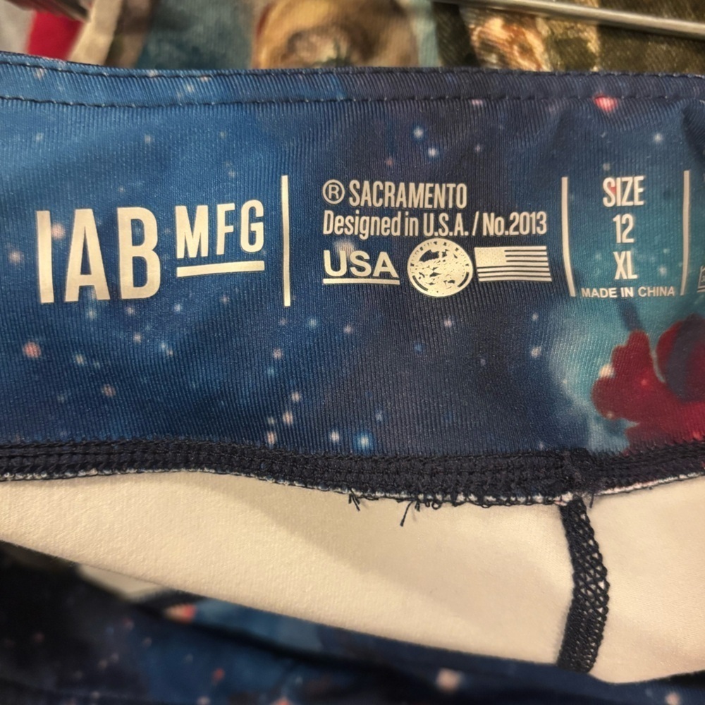 NWT women’s IAB MFG I Am Becoming 3-INCH NO-RIDE Galaxy shorts sz XL (12) - Picture 3 of 8